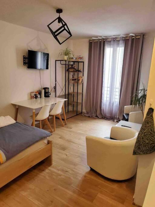 Appartement En Face De La Gare - Centre Ville ポアティエ エクステリア 写真